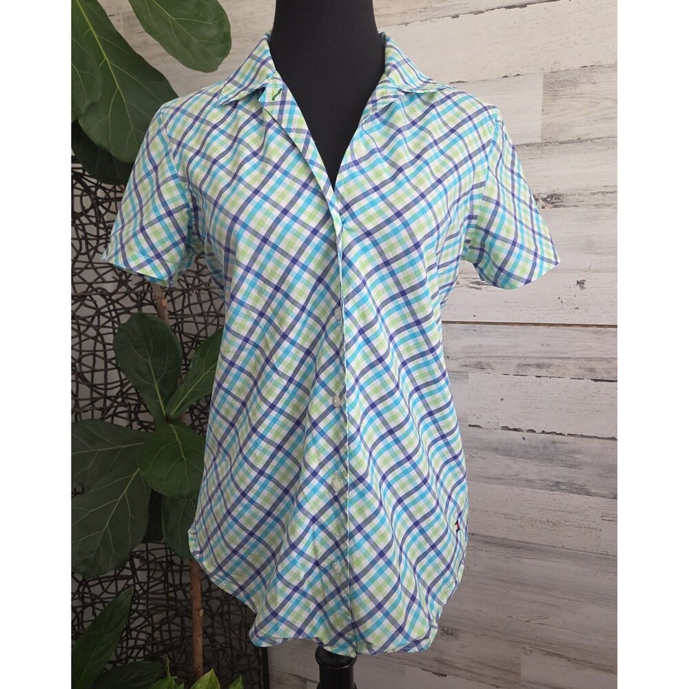Tommy Hilfiger shirt. 100% cotton